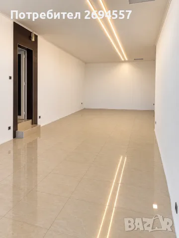 Продава се Магазин в идеален център, снимка 4 - Магазини - 55615205