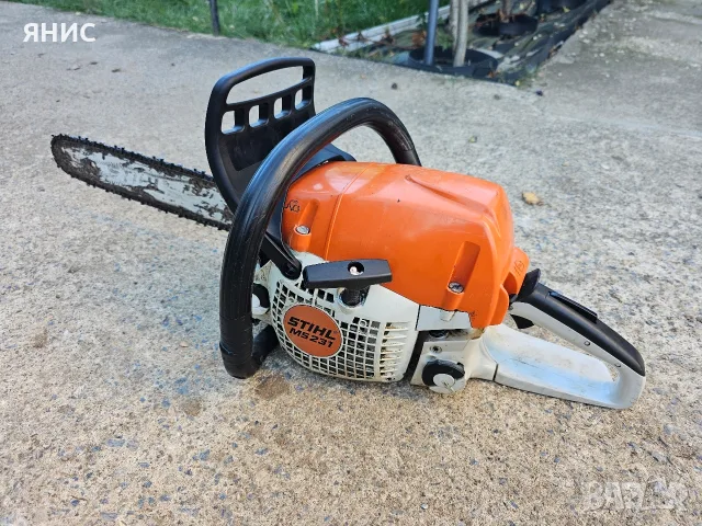МОТОРНА РЕЗАЧКА STIHL MS 231. ПЕРФЕКТНА , снимка 12 - Градинска техника - 56570017