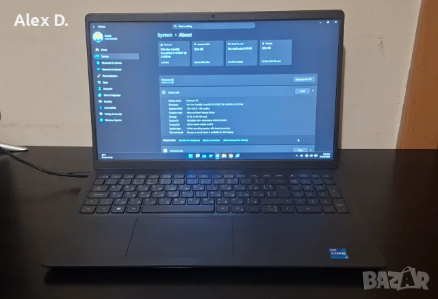 Лаптоп Dell Vostro 15 3510, Intel Core i5-1135G7, 32GB RAM, SSD 240GB + NVMe слот, 15.6" Full HD