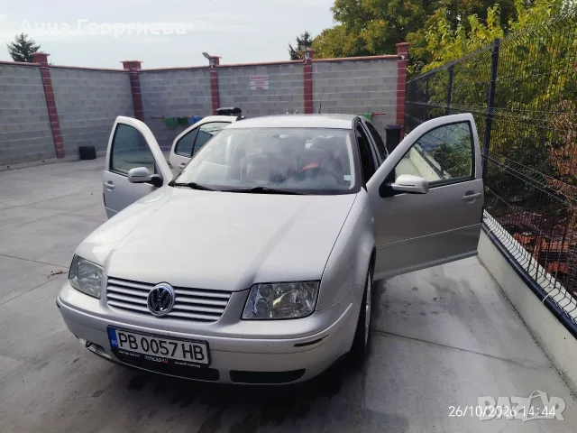 Фолцваген Бора бензин, снимка 3 - Автомобили и джипове - 56659990