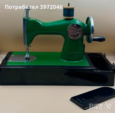 Детска шевна машина СССР , снимка 4 - Антикварни и старинни предмети - 56608569