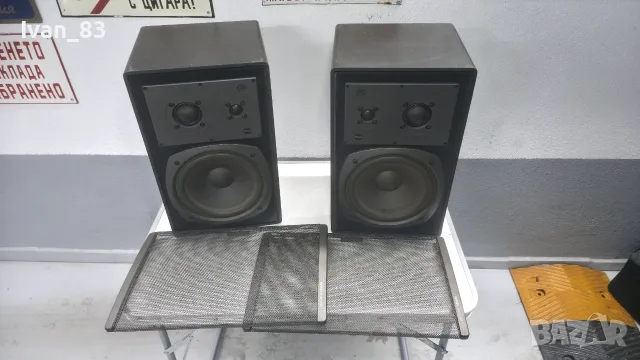 Трилентови тонколони Wega Direct 200
