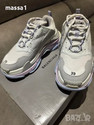 BALENCIAGA оригинални сникърси. 350 €, снимка 12 - Маратонки - 56655327