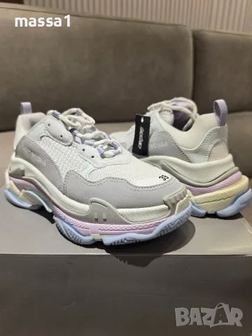 BALENCIAGA оригинални сникърси. 350 €, снимка 6 - Маратонки - 56655327