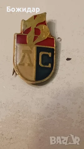 Значка. 75г Левски Спартак. 