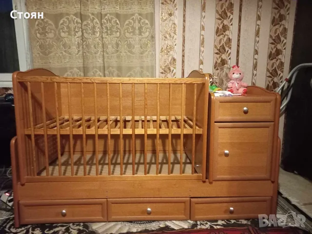 Бебешка кошара, бебешко легло с механизъм за люлеене