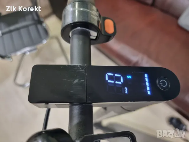 Тротинетка Xiaomi Mi Scooter Essential, снимка 2 - Скутери и тротинетки - 56614485