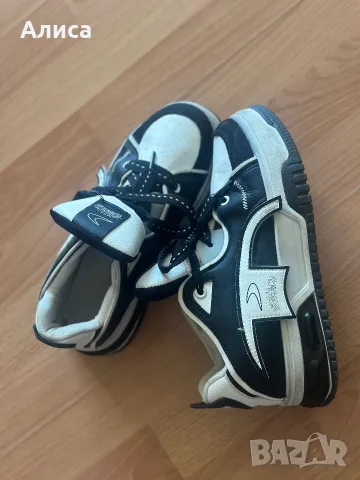 Дамски кецове Nike  номер 40, снимка 4 - Кецове - 56716421