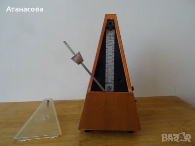 Немски метроном 1979 г, снимка 7 - Антикварни и старинни предмети - 56602576