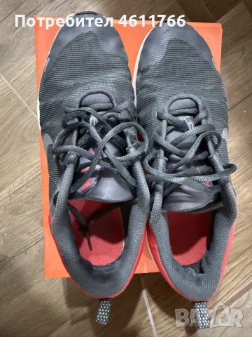 Nike 40 номер маратонки за бягане, снимка 3 - Маратонки - 56686950