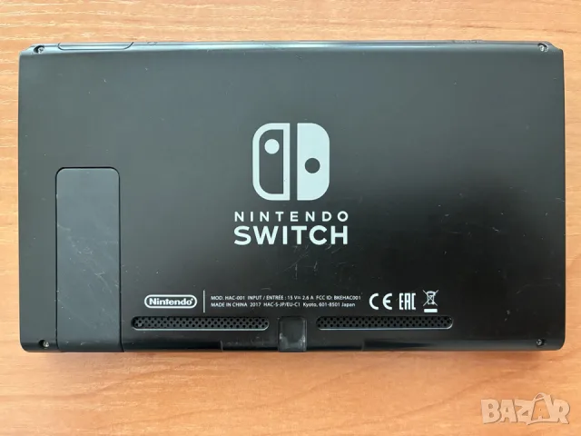 Nintendo Switch V1 2017 година само конзолата, снимка 2 - Nintendo конзоли - 56565826