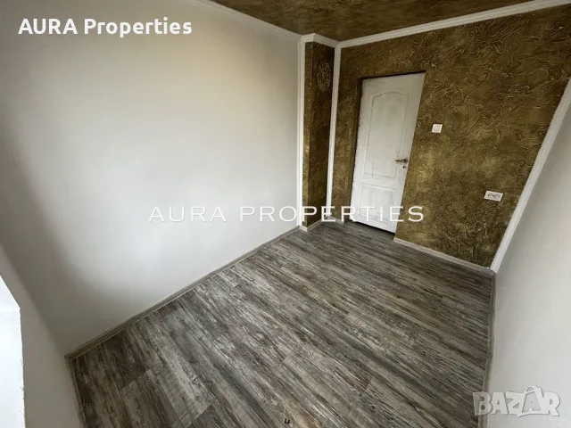 Разград / Къща с двор , снимка 4 - Къщи - 56578222