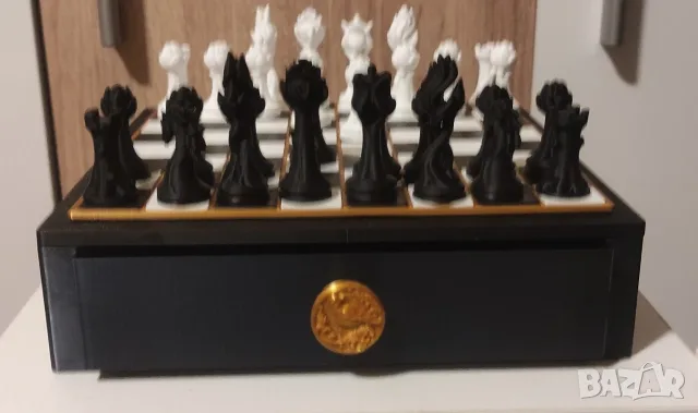 Мини шах за игра с чекмеджета