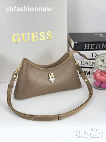 Guess patsie чанта, снимка 3 - Чанти - 56573273