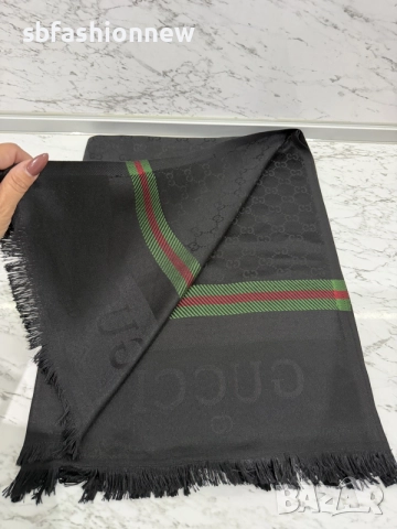 Gucci шал кашмир и коприна, снимка 5 - Шалове - 56559358