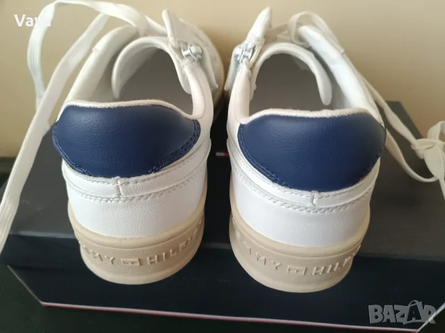 Кожени сникърси Tommy Hilfiger, снимка 4 - Маратонки - 56697089