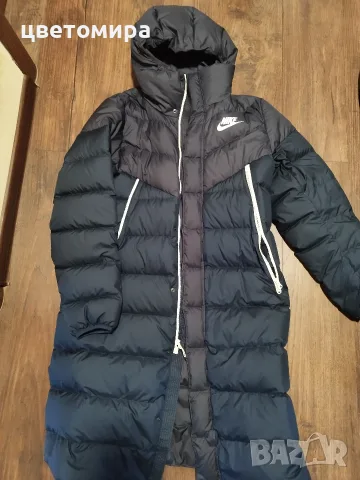 Nike парка размер М, снимка 7 - Якета - 56553840