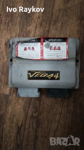 Vega 4 , ECU , Gaz за 4 цил.
