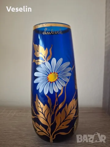 Малка ваза- цветно стъкло