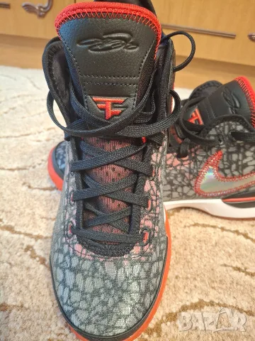 Оригинални маратонки Nike 44н., снимка 3 - Маратонки - 56643452