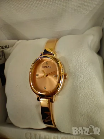 Дамски Часовник Guess Нов , снимка 2 - Дамски - 56637173
