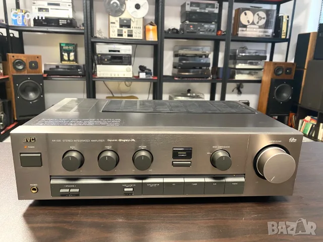 Транзисторен усилвател  JVC