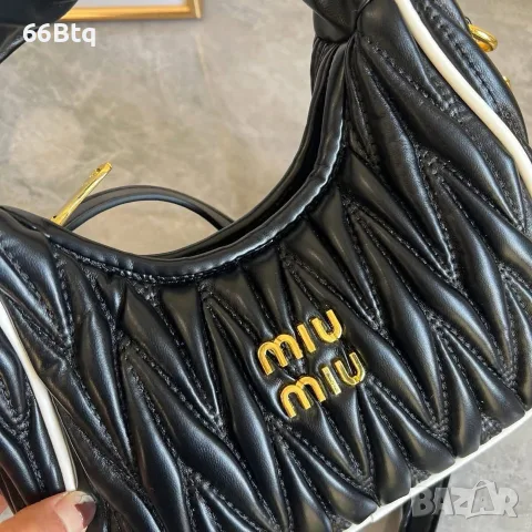 Дамска чанта MiuMiu, снимка 2 - Чанти - 56601389