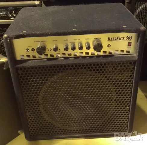 комбо кубе усилвател за бас китара hughes & kettner basskick 505