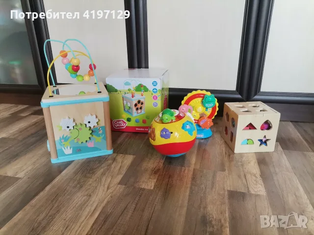 Лот интерактивни играчки 