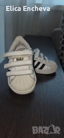 Детски маратонки Adidas, снимка 5 - Детски маратонки - 56740594