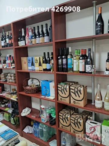Продавам дървени рафтове , снимка 2 - Стелажи и щандове - 56599933