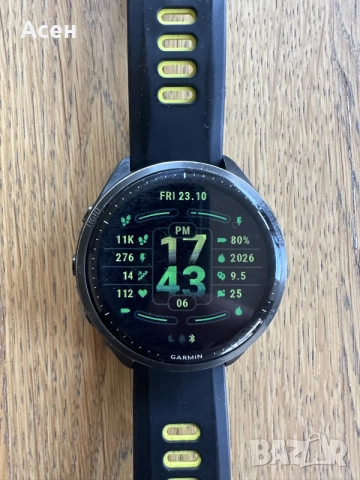 Часовник Garmin Forerunner 965