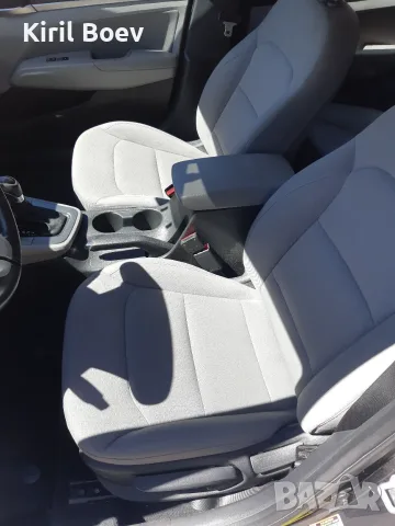 Хюндай Елантра Value Edition-2020 г., снимка 10 - Автомобили и джипове - 56682240