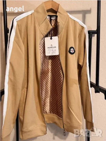 Екип на марката MONCLER, снимка 5 - Спортни екипи - 56566550