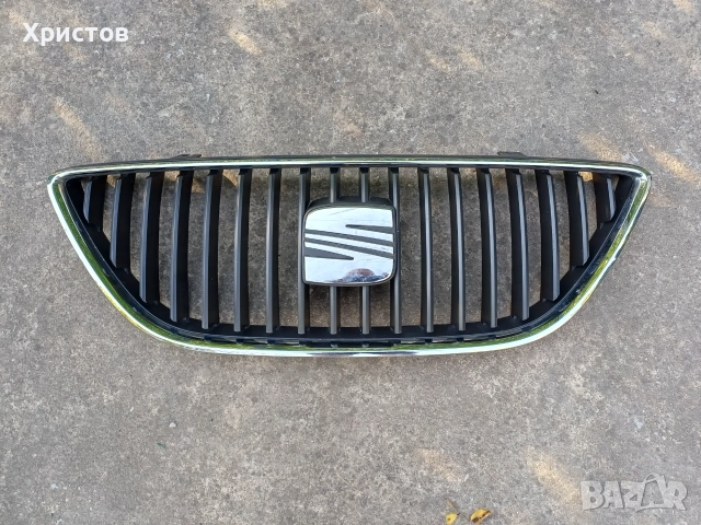 Решетка броня / радиатор SEAT EXEO