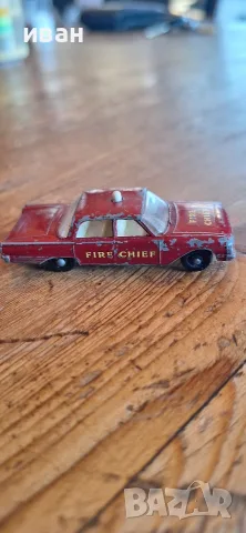 Моделче Lesney Ford Fairlane , снимка 3 - Колекции - 56636510