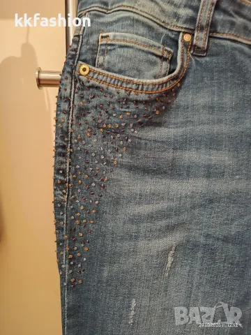Дамски дънки Guess Los Angeles , снимка 2 - Дънки - 56727618