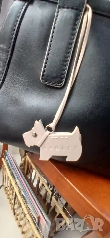 Radley original естествена кожа нова , снимка 3 - Чанти - 56640754