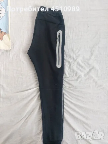 долнище на Nike reflective!, снимка 3 - Спортни дрехи, екипи - 56646682