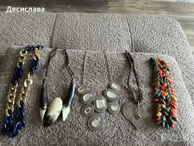 Колиета и гердани, снимка 7 - Колиета, медальони, синджири - 56567066