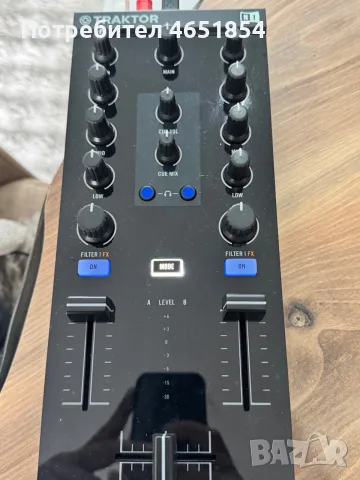 Native instruments z1, снимка 3 - Ресийвъри, усилватели, смесителни пултове - 56632810