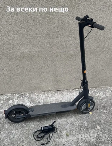 Електрическа тротинетка Xiaomi Mi Scooter Essential, Мощност 250 W,  Максимална скорост 20 км/ч