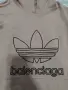 Суитчърт Balenciaga , снимка 3