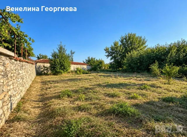 Продавам парцел 