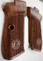 Орехови чирени за ЧЗ / CZ82/83, снимка 2