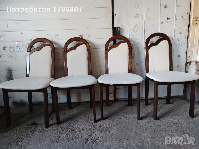 4 броя дървени столове 