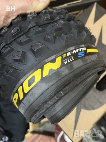 Pirelli Scorpion hyperwall 27.5x2.6 E-MTB S усилена , снимка 2 - Части за велосипеди - 56684405
