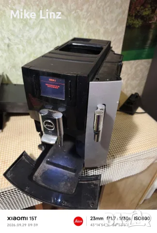 Jura impressa E8 , снимка 3 - Кафемашини - 56650649