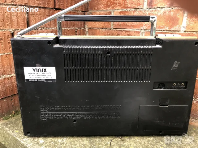 VINIX VPC 5000-радиокасетофон, снимка 2 - Радиокасетофони, транзистори - 56620868