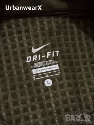 Мъжко тънко яке Nike размер L, снимка 2 - Якета - 56581546